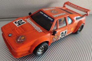 bmw m1 naranja EXIN